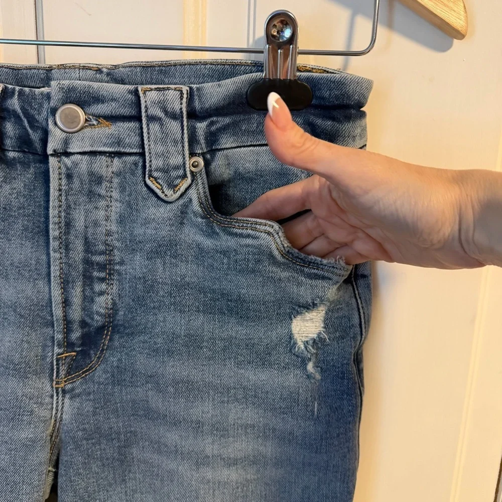 Good American Good Legs Straight Jeans with Western Details 4 27 Light Wash